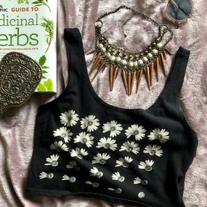PacSun/La Hearts Daisy Graphic Black Crop Tank Top